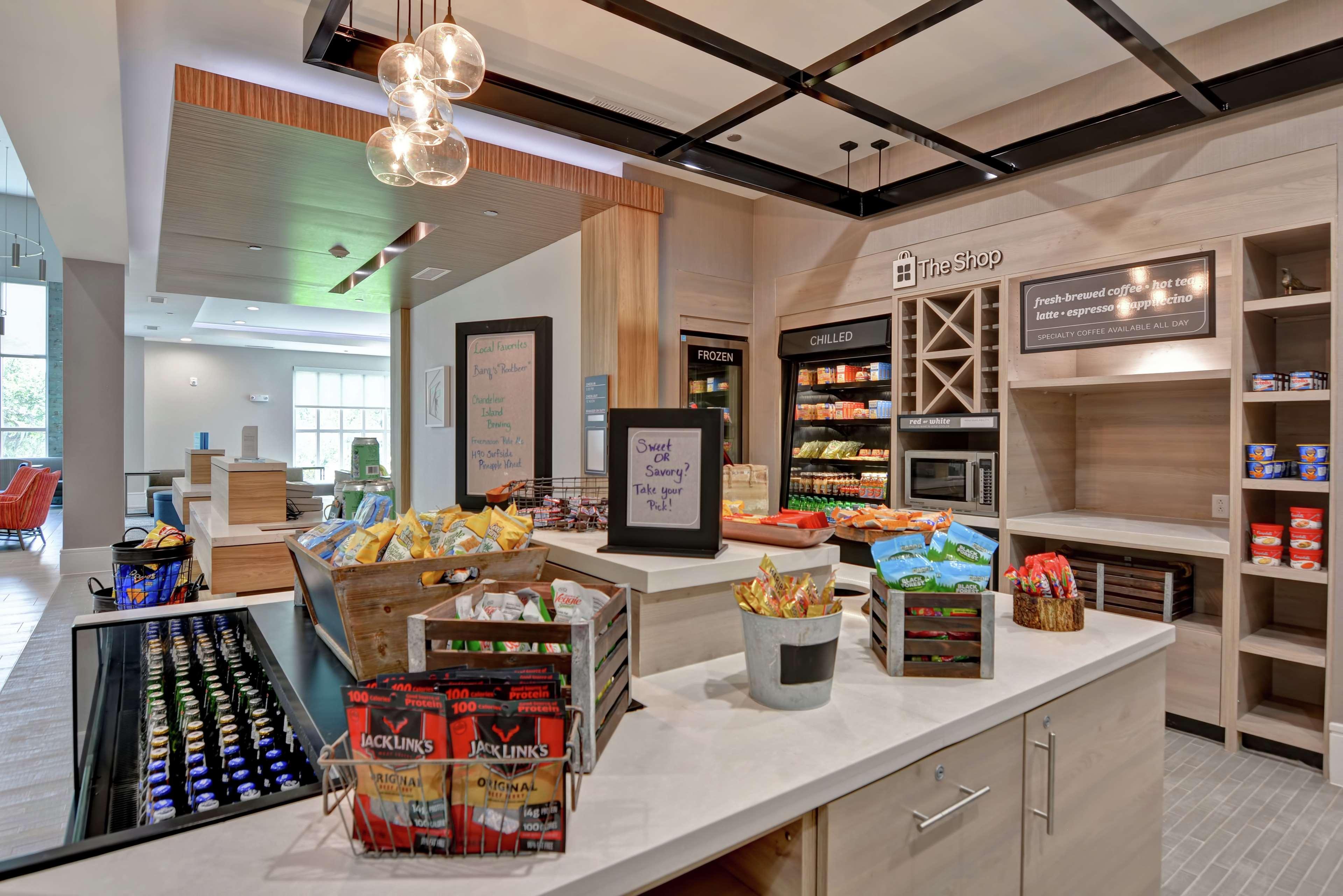 Hilton Garden Inn Biloxi Extérieur photo